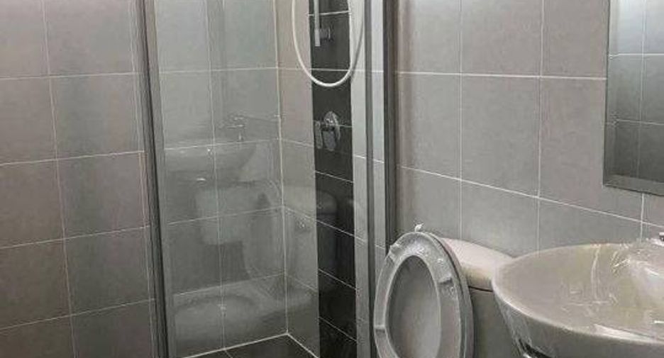 For sale 1 bed condo in Si Racha, Chonburi
