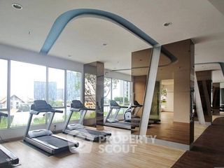 À vendre 1 chambre condo à Bang Sue, Bangkok