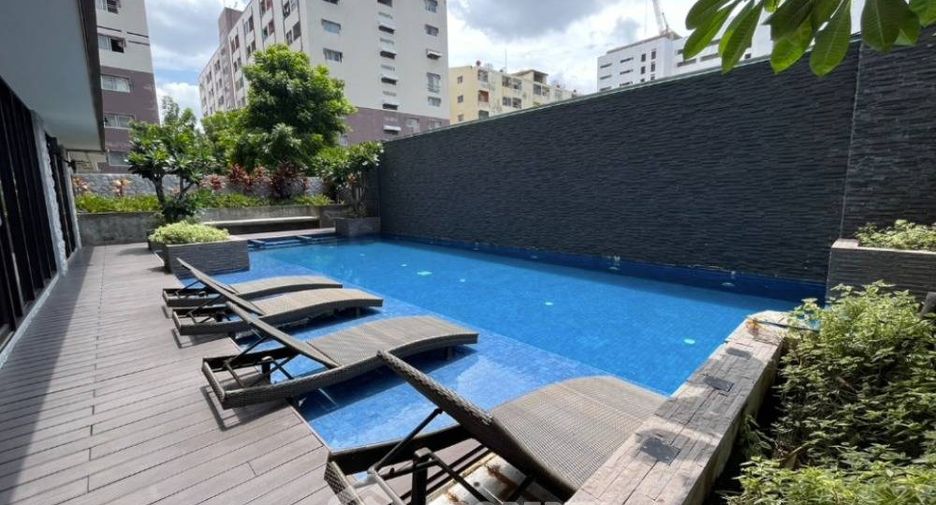 For sale 2 bedrooms condo in Lak Si, Bangkok