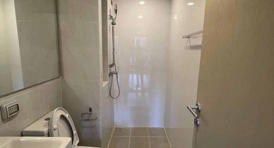 For sale 1 Beds condo in Bang Na, Bangkok