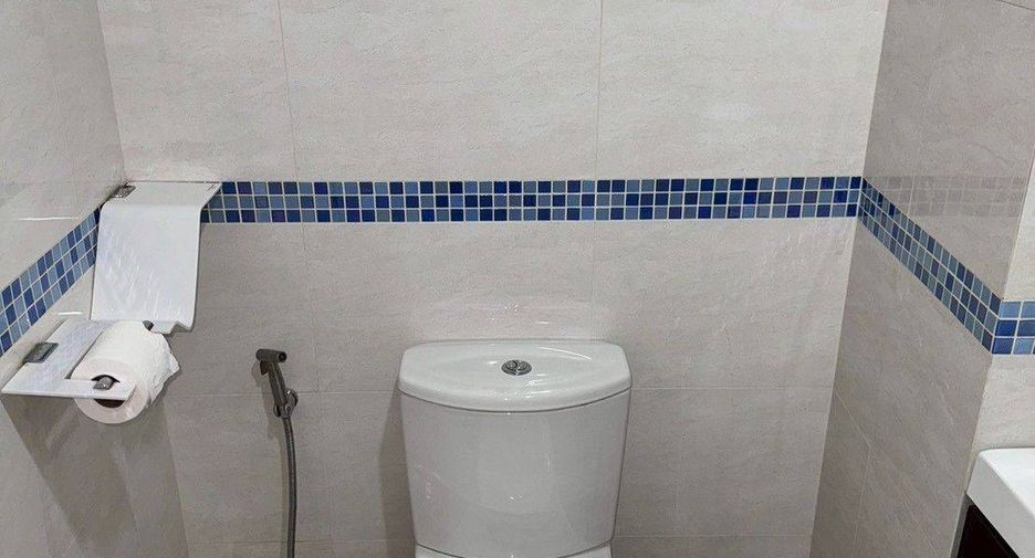 For sale 1 bed condo in Huai Khwang, Bangkok
