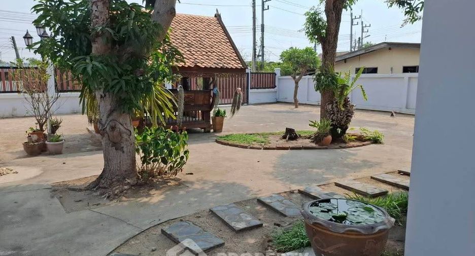 Продажа 4 спальни дом в Mueang Chon Buri, Чонбури