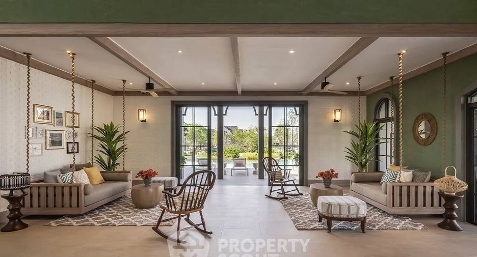 For sale 4 bedrooms house in Lat Krabang, Bangkok