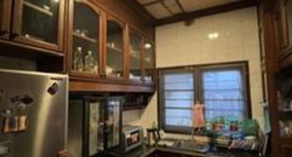 For sale 6 bedrooms house in Mueang Chon Buri, Chonburi