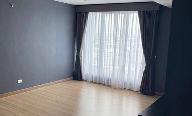For sale 2 bedrooms condo in Bang Kapi, Bangkok