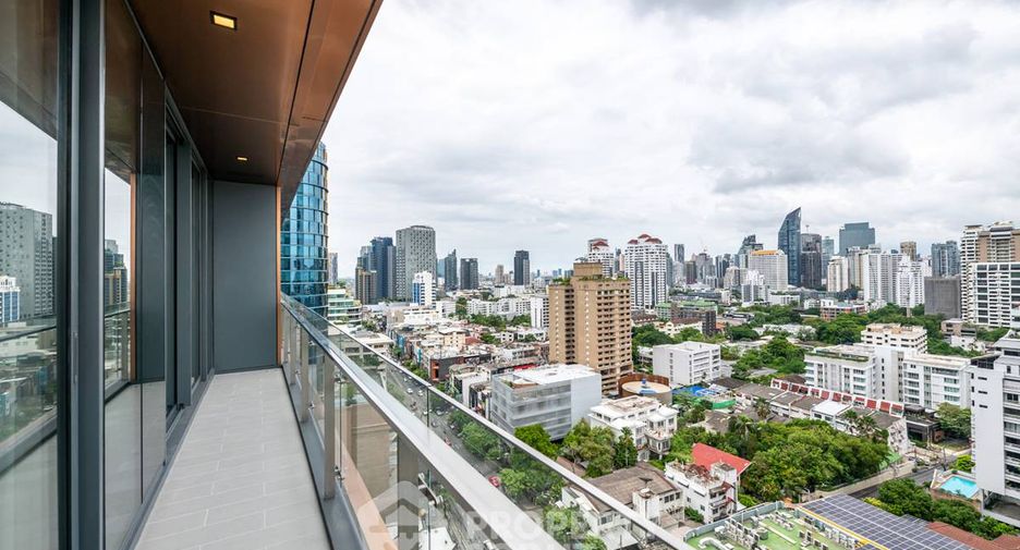 For sale 2 bedrooms condo in Watthana, Bangkok