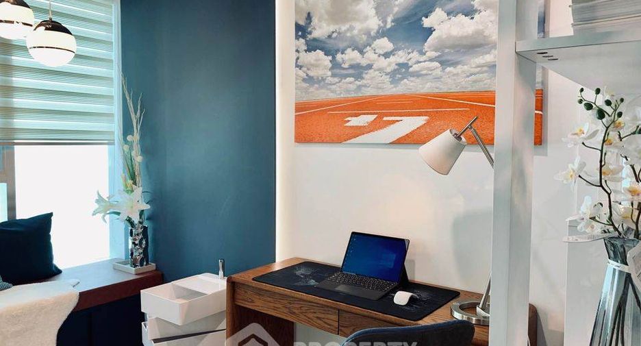 For sale 2 bedrooms condo in Watthana, Bangkok