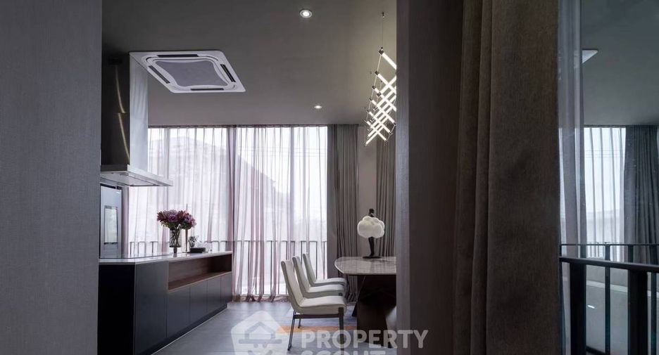 For rent and for sale 4 bedrooms villa in Don Mueang, Bangkok