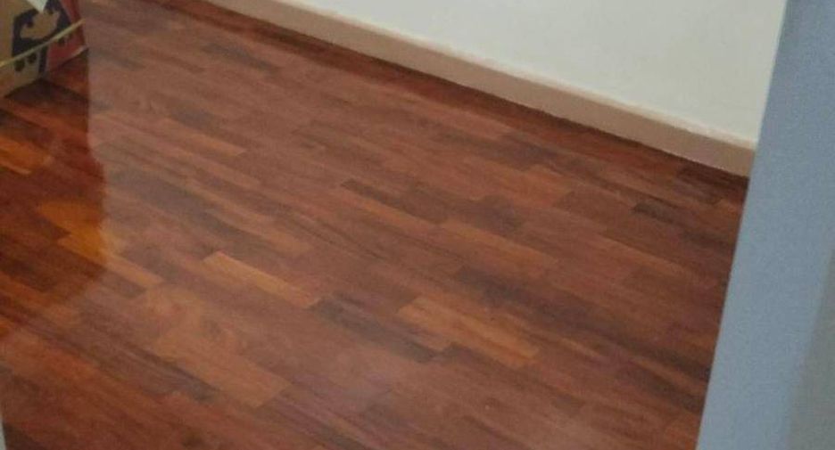 For sale 3 bedrooms condo in Khlong San, Bangkok
