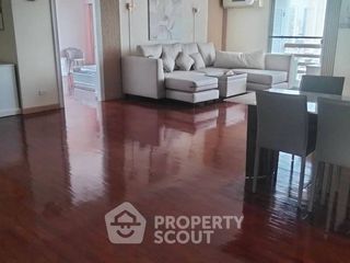 For sale 3 ベッドルーム condo in Khlong San, Bangkok