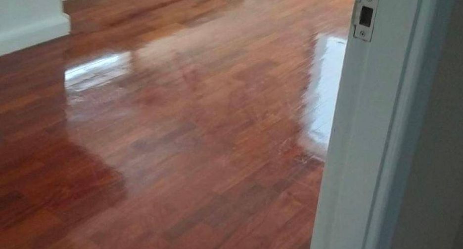 For sale 3 bedrooms condo in Khlong San, Bangkok