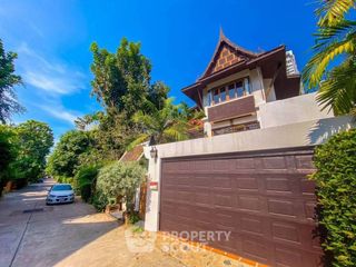 For rent and for sale 4 bedrooms house in Jomtien, Pattaya