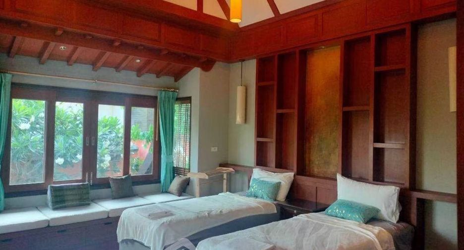 For rent and for sale 4 bedrooms house in Sattahip, Chonburi