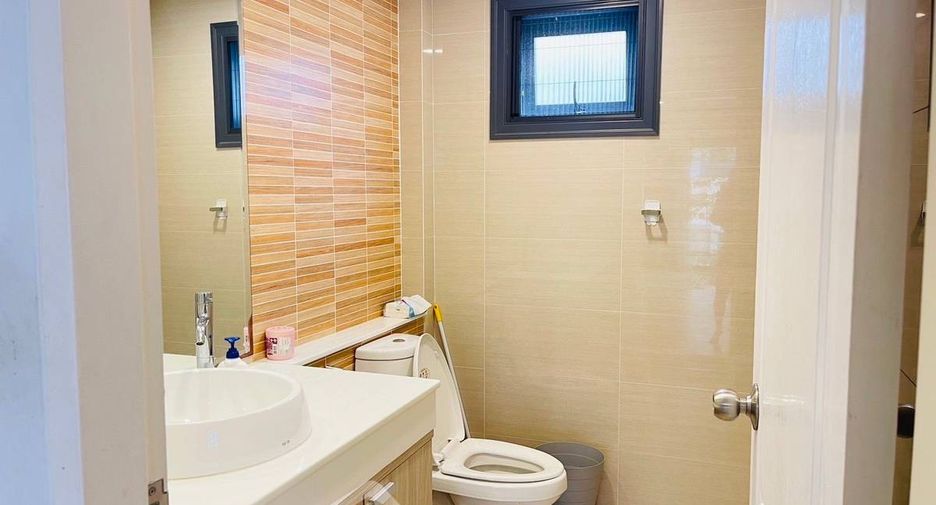 For sale 3 bedrooms house in Bang Lamung, Chonburi