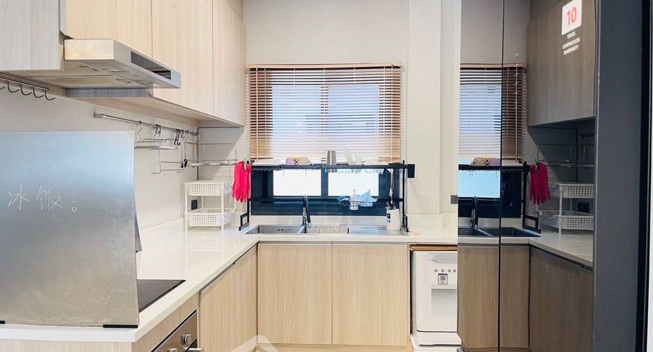 For sale 3 bedrooms house in Bang Lamung, Chonburi