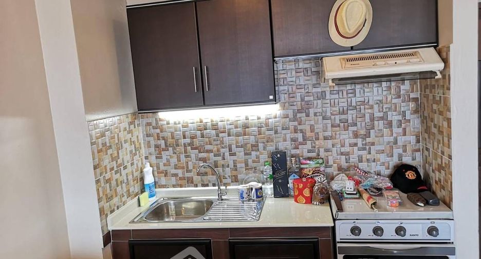 For rent and for sale 1 bed condo in Watthana, Bangkok