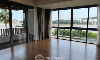 Wohnung zum Kauf mit 3 Zimmer in Yan Nawa, Bangkok