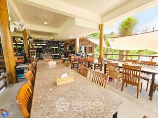 ให้เช่า และ ขาย 4 ห้องนอน บ้านเดี่ยว ใน ศรีราชา, ชลบุรี