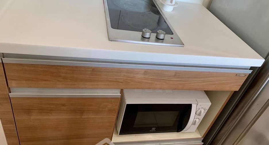 For sale 1 bed condo in Huai Khwang, Bangkok