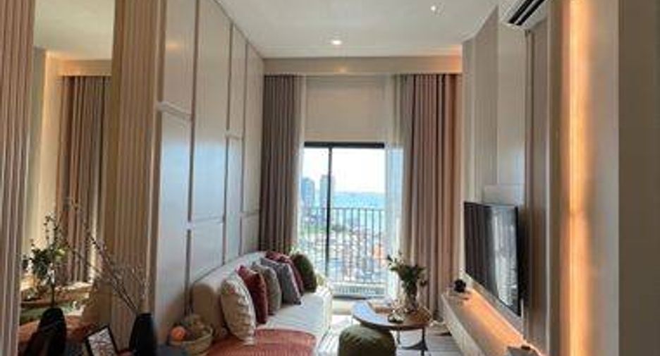 For rent and for sale 2 bedrooms condo in Si Racha, Chonburi