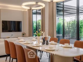 Haus zur Miete und zum Kauf mit 4 Zimmer in Saphan Sung, Bangkok
