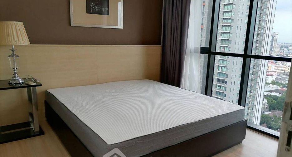 For rent and for sale 2 bedrooms condo in Watthana, Bangkok