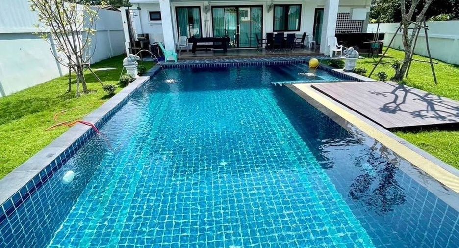 Villa zum Kauf mit 4 Zimmer in Bang Lamung, Chonburi