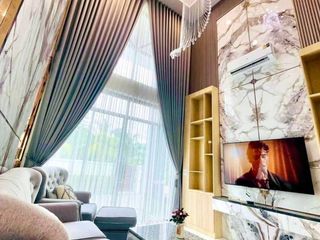 Villa zum Kauf mit 4 Zimmer in Bang Lamung, Chonburi