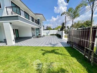 Villa zum Kauf mit 4 Zimmer in Bang Lamung, Chonburi