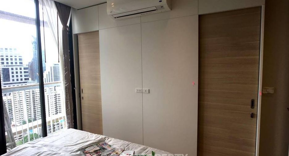 For sale 2 bedrooms condo in Khlong Toei, Bangkok
