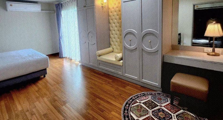 For rent and for sale 2 bedrooms condo in Phra Khanong, Bangkok