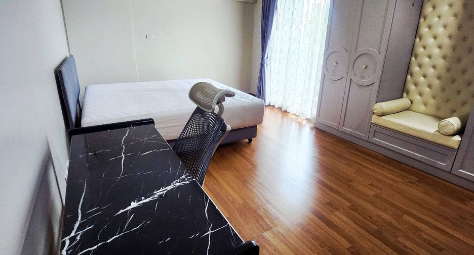 For rent and for sale 2 bedrooms condo in Phra Khanong, Bangkok