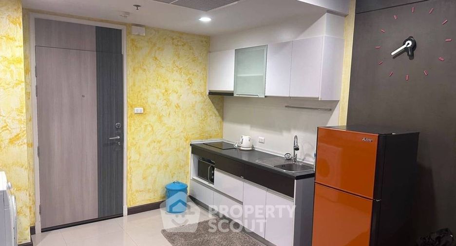 Wohnung zum Kauf mit 1 Zimmer in Bang Kho Laem, Bangkok