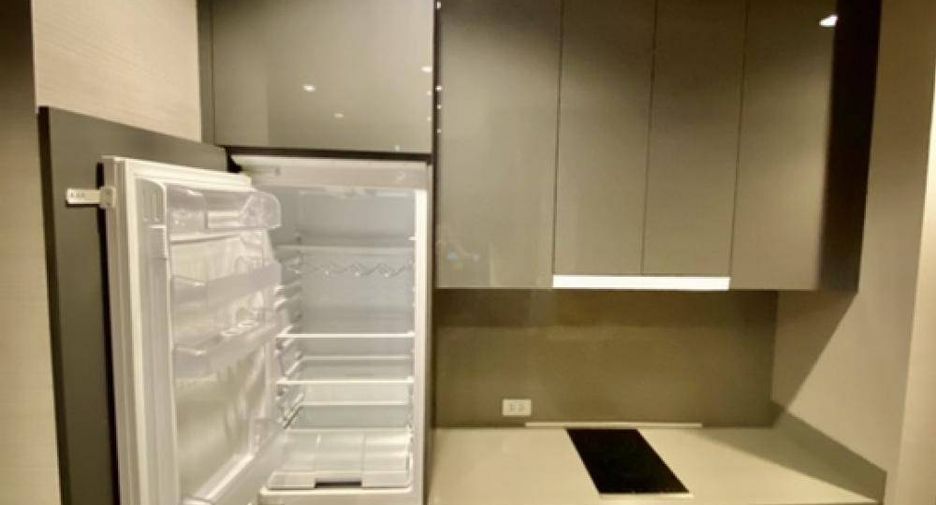 For sale 2 bedrooms condo in Sathon, Bangkok