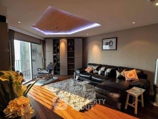 Wohnung zum Kauf mit 2 Zimmer in Huai Khwang, Bangkok
