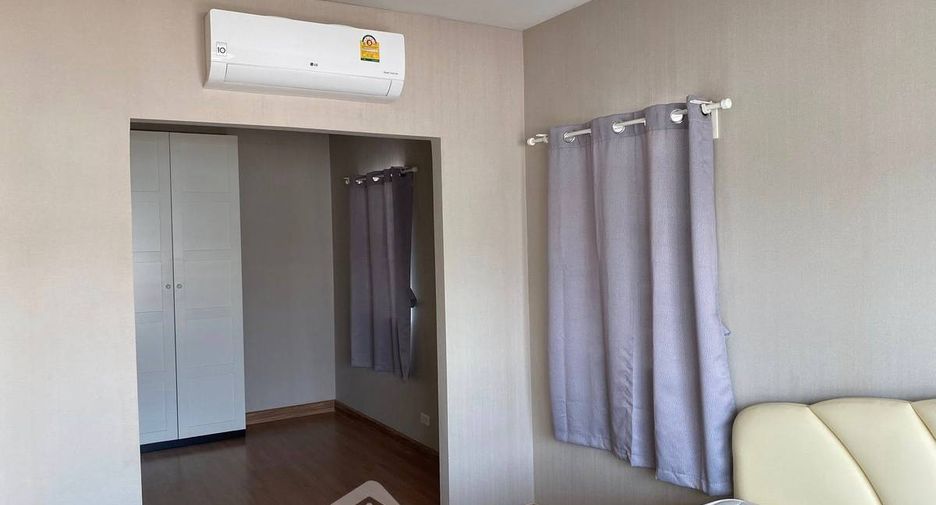 For sale 3 bedrooms house in Suan Luang, Bangkok