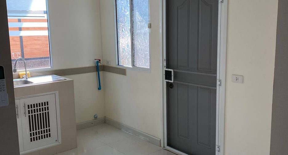 For sale 3 bedrooms house in Suan Luang, Bangkok
