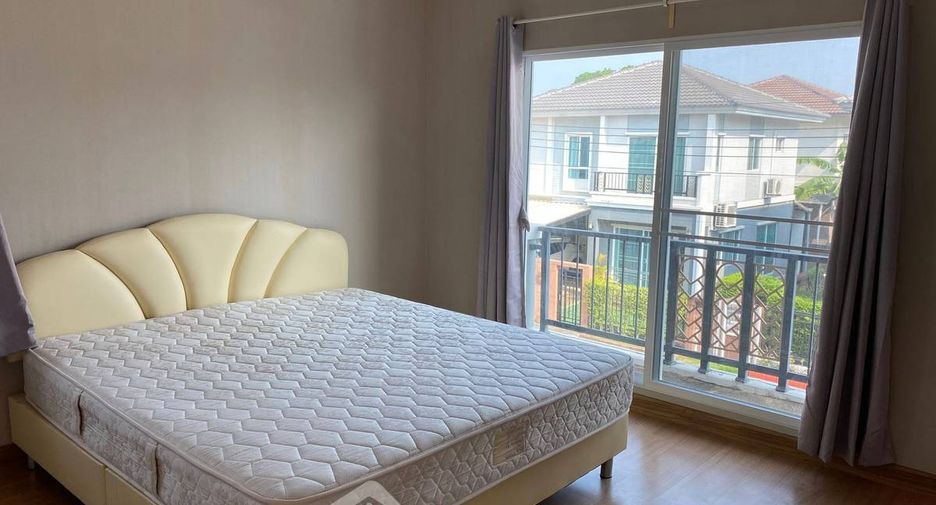 For sale 3 bedrooms house in Suan Luang, Bangkok