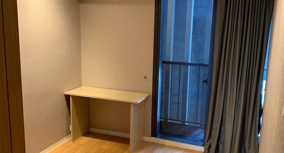 For sale 3 bedrooms condo in Sathon, Bangkok