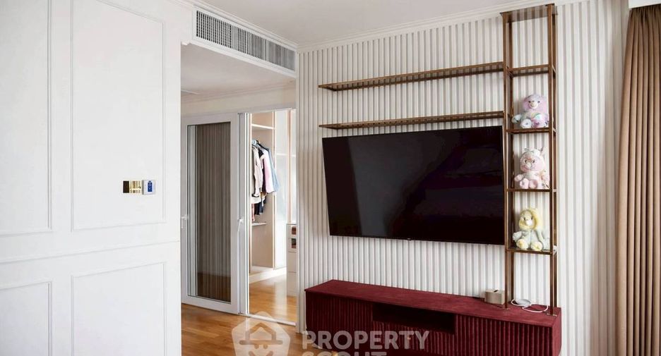 For sale 4 bedrooms condo in Bang Kho Laem, Bangkok