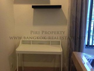 For sale 2 bedrooms condo in Huai Khwang, Bangkok