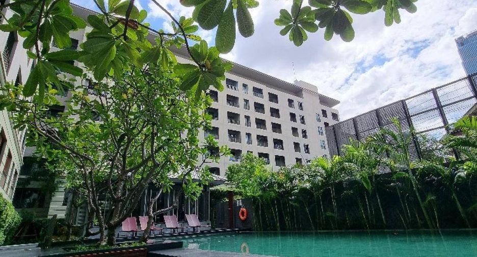 For sale 1 bed condo in Pathum Wan, Bangkok