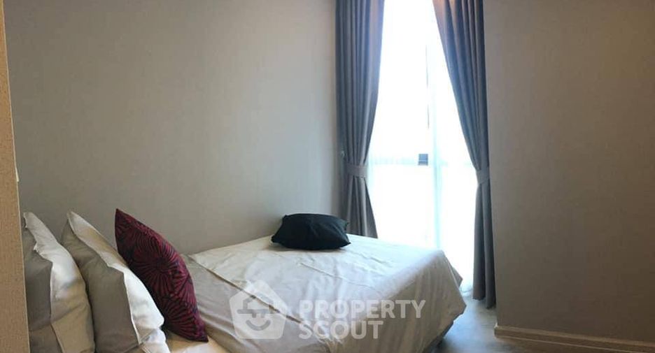 For sale 2 bedrooms condo in Lat Phrao, Bangkok