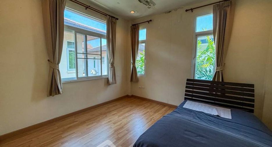 Haus zum Kauf mit 3 Zimmer in Si Racha, Chonburi