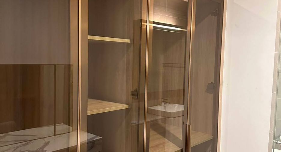 Wohnung zum Kauf mit 1 Zimmer in Pathum Wan, Bangkok