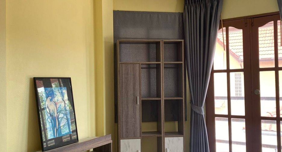 For rent and for sale 3 bedrooms villa in Bang Lamung, Chonburi