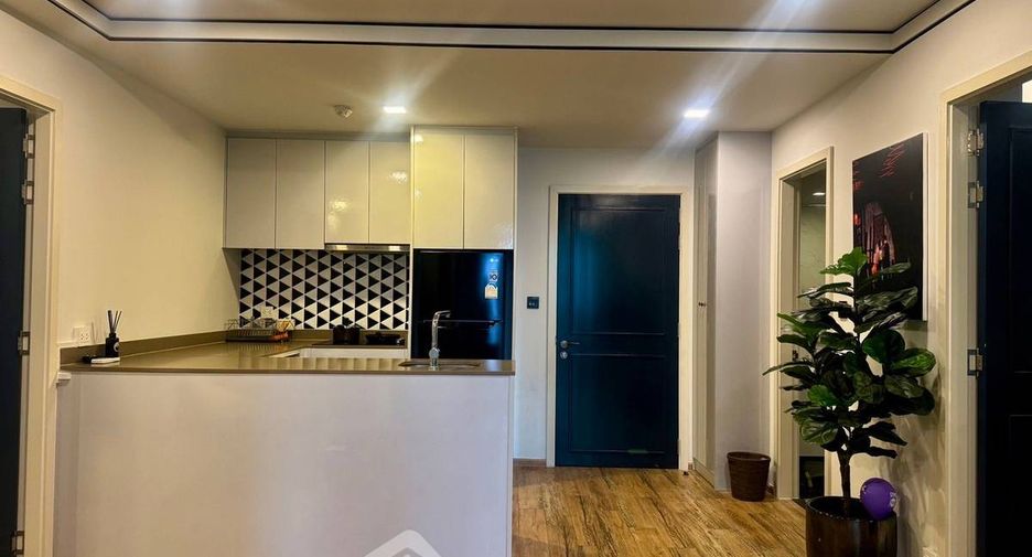 Condo en venta de 2 habitaciones en Yan Nawa, Bangkok