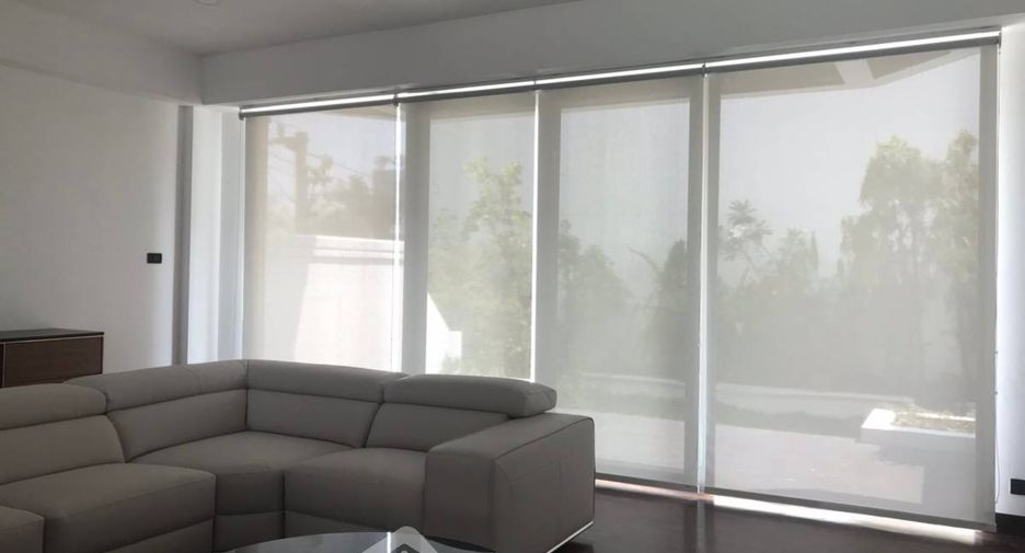 For sale 3 bedrooms condo in Watthana, Bangkok