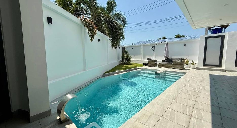 For sale 3 bedrooms villa in East Pattaya, Pattaya