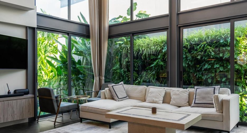 For sale 2 bedrooms townhouse in Thalang, Phuket